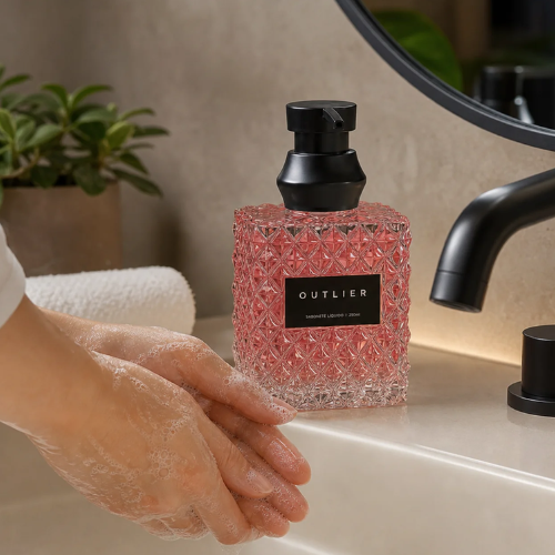 Donna Born in Roma V. | 100ml | for Women